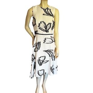 OSCAR DE LA RENTA GORGEOUS WHITE BLACK TULIP EMBROID RUNWAY DRESS 6